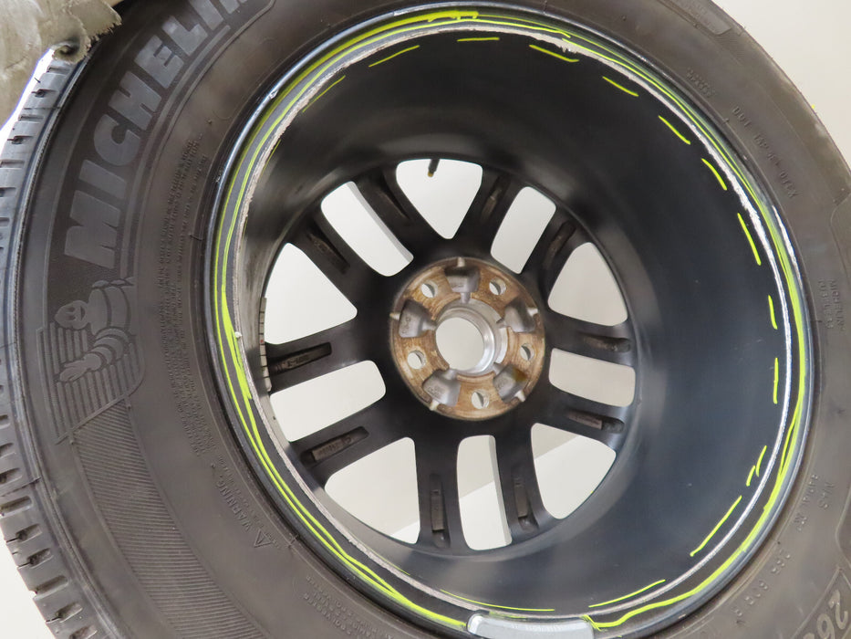 2016 2017 2018 2019 2020 2021 JEEP GRAND CHEROKEE 18X8.0 J 56.4MM RIM W/TIRE OEM