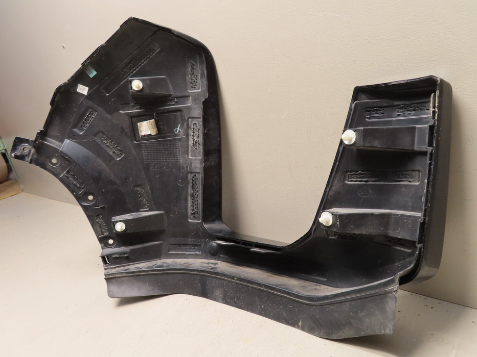 2019-2021 CHEVROLET SILVERADO 2500/3500 HD LEFT DRIVER SIDE FRONT BUMPER CAP OEM