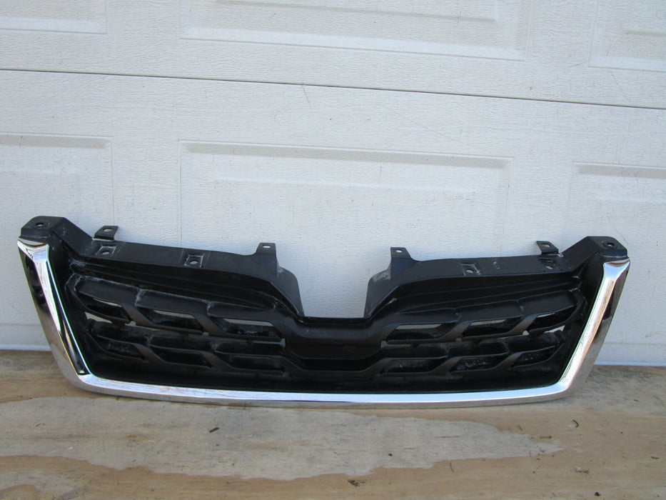 17 18 SUBARU FORESTER FRONT GRILL GRILLE OEM