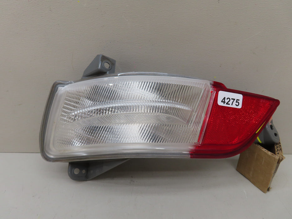 2016-2018 HONDA PILOT REAR BUMPER TURN SIGNAL REVERSE TAIL LIGHT OEM 949438