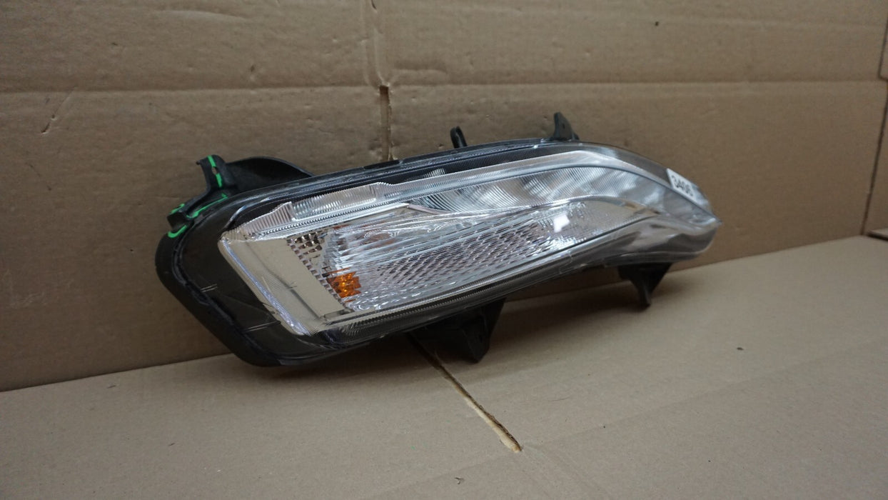 2019-2021 CHEVROLET MALIBU FRONT RIGHT PASSENGER SIDE FOG TURN SIGNAL LIGHT OEM