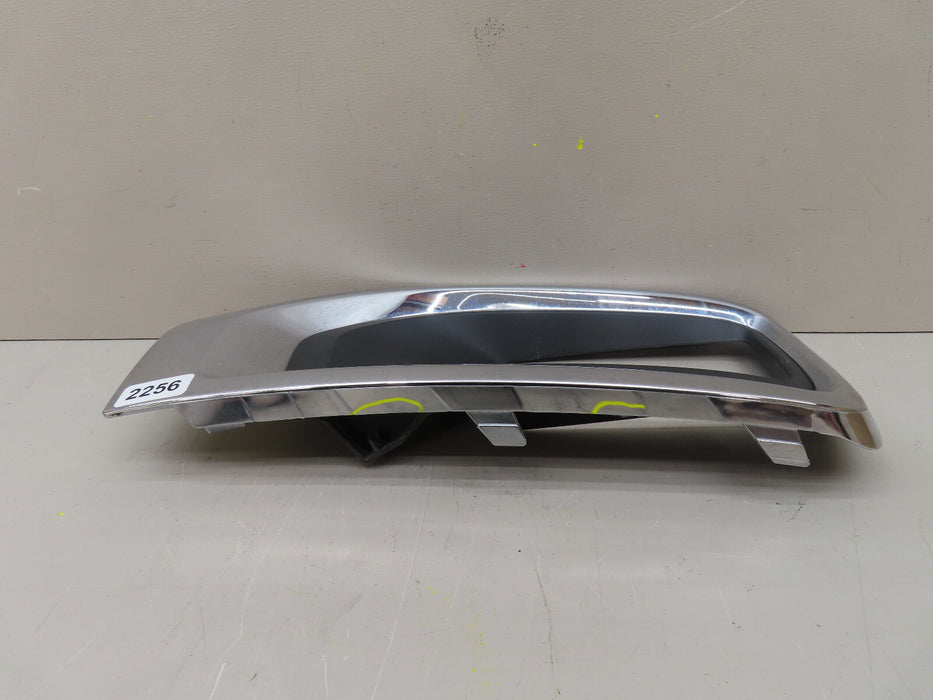 2015-2020 GMC/CADILLAC YUKON-ESCALADE FRONT LEFT DRIVER FOG LIGHT BEZEL OEM