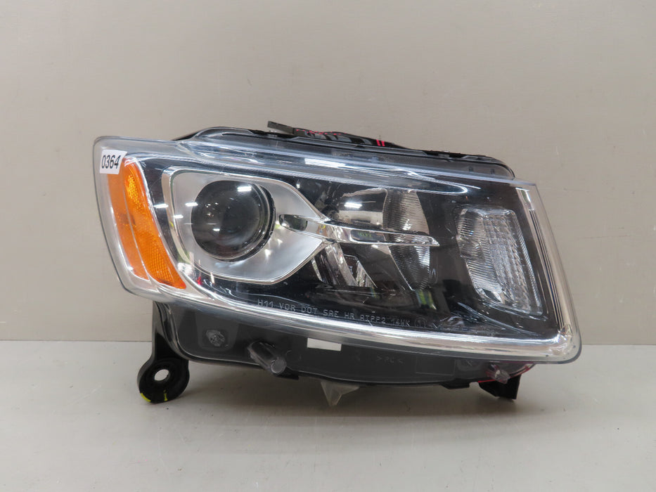 2014 2015 2016 JEEP GRAND CHEROKEE FRONT RIGHT PASSENGER HEADLIGHT HALOGEN OEM