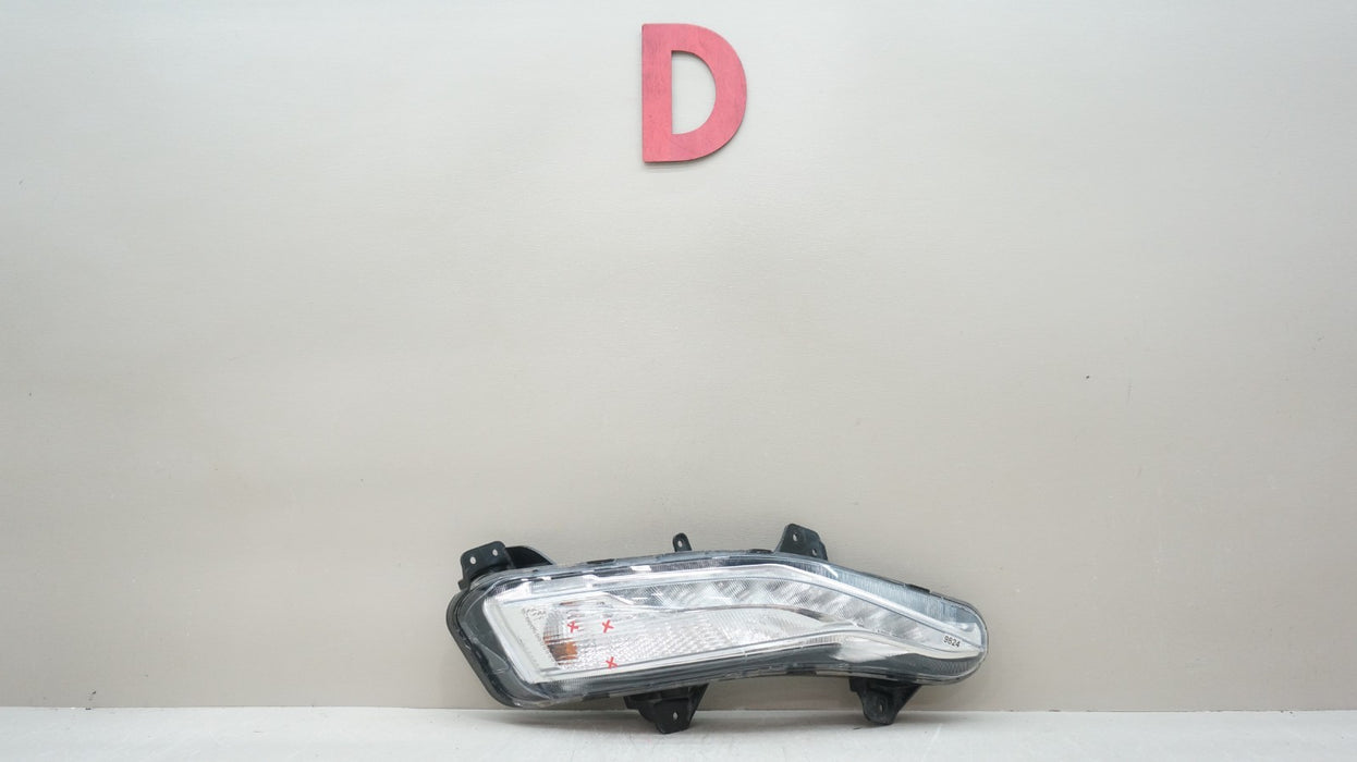 2019-2021 CHEVROLET MALIBU FRONT RIGHT PASSENGER SIDE FOG LIGHT OEM 84575552