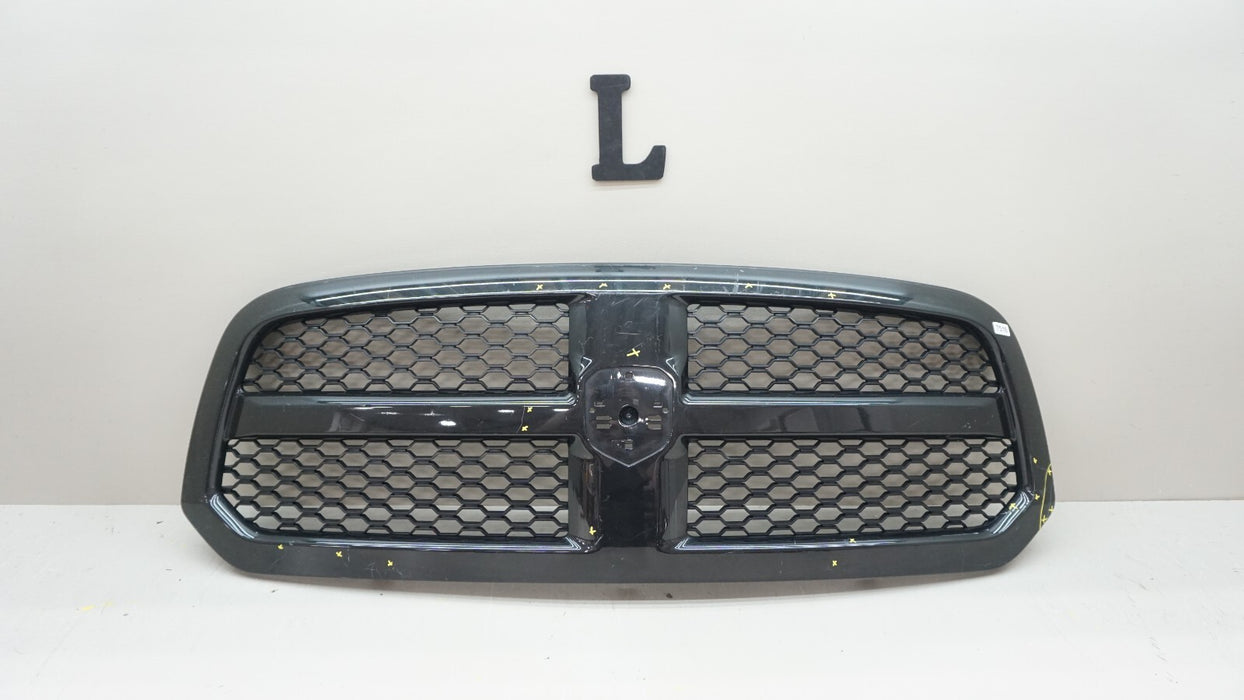 2013-2018 DODGE RAM 1500 FRONT HONEYCOMB RADIATOR GRILLE GRILL OEM