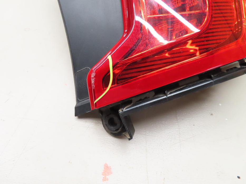 2016 - 2019 VOLVO XC90 REAR RIGHT PASSENGER SIDE TAILLIGHT STOP BRAKE LAMP OEM