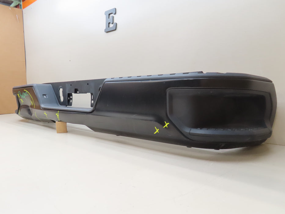2019-2021 CHEVROLET/GMC SILVERADO-SIERRA 1500 REAR METAL BUMPER OEM 86817939