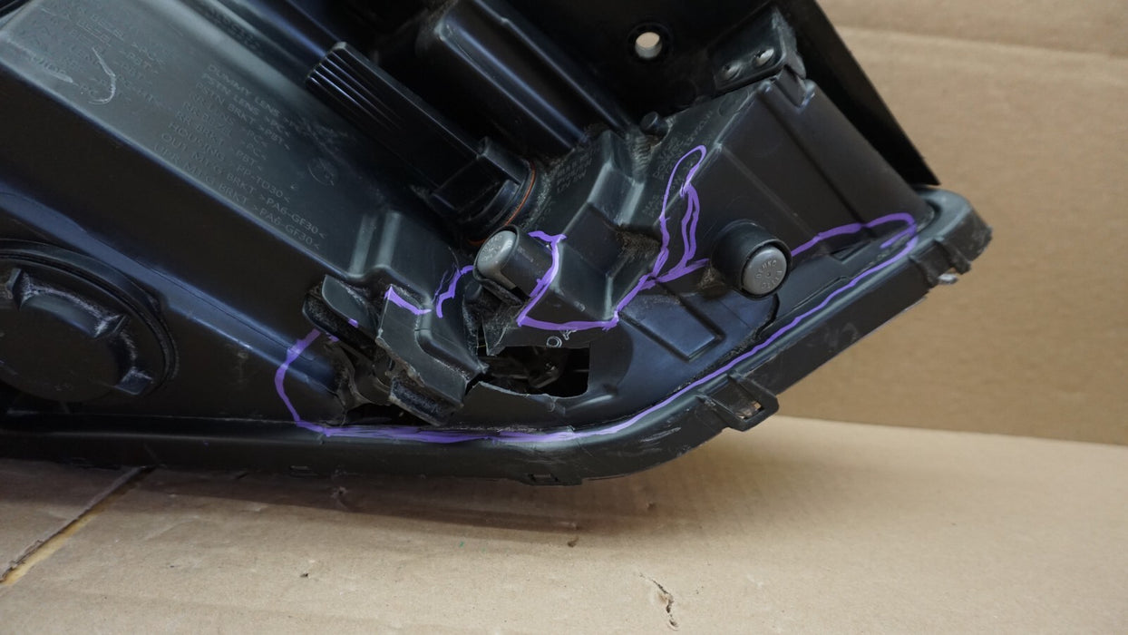 2019-2021 HYUNDAI TUCSON FRONT LEFT DRIVER SIDE HEADLIGHT HEAD HALOGEN LAMP OEM