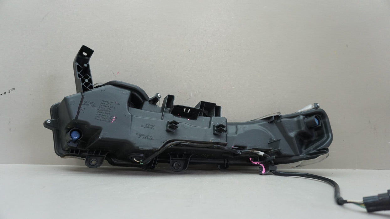 2015-2021 LEXUS NX200T NX300 FRONT RIGHT PASSENGER DRL DAYTIME RUNNING LIGHT OEM