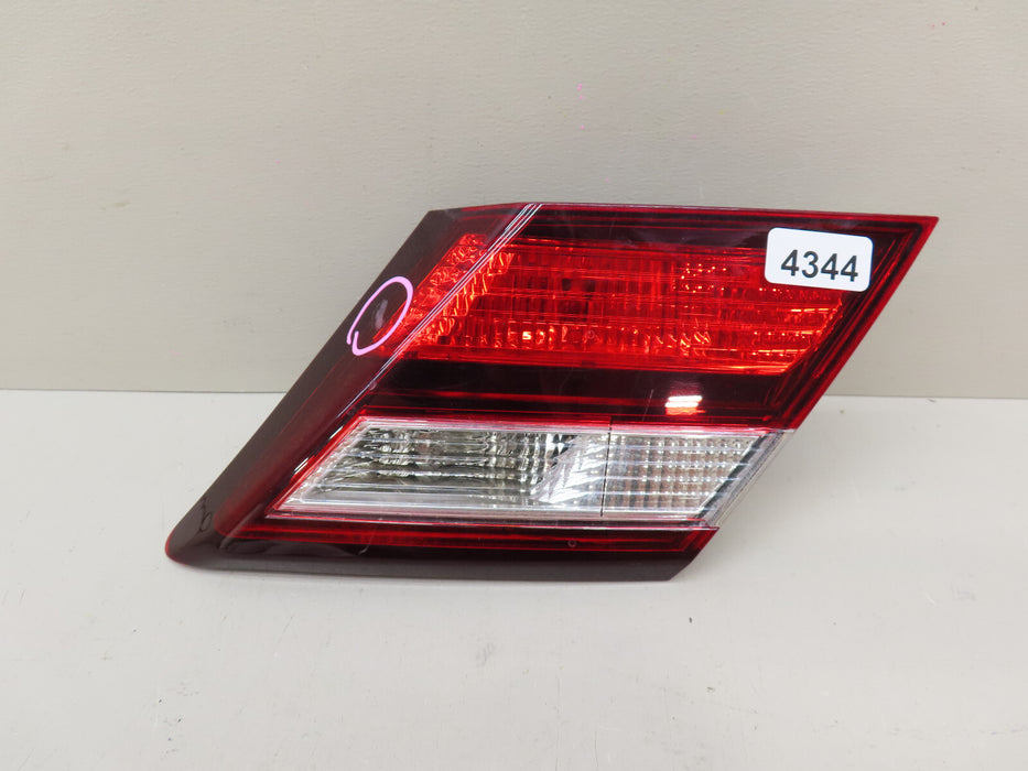2013-2015 HONDA CIVIC SEDAN RIGHT PASSENGER SIDE INNER LID TAIL LIGHT OEM