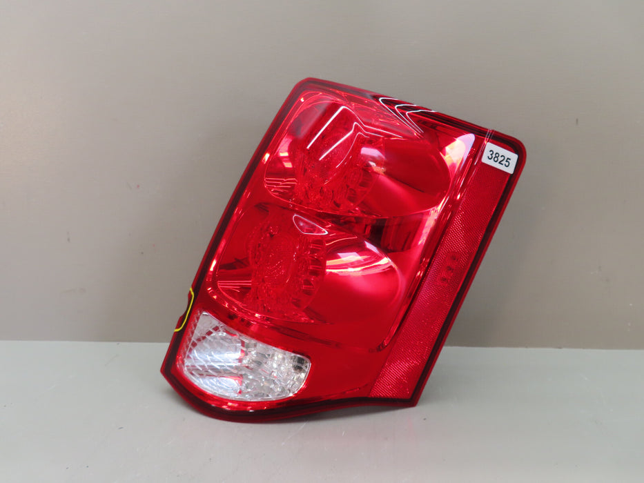 2011-2018 DODGE GRAND CARAVAN REAR RIGHT PASSENGER TAIL LIGHT HALOGEN LED OEM
