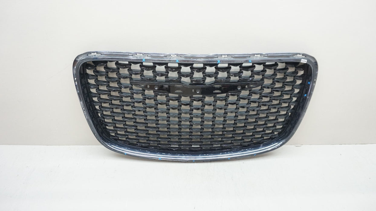 2015-2021 CHRYSLER 300 FRONT RADIATOR GRILLE 6DF46TRMAB OEM