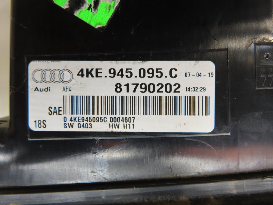 2019-2021 AUDI E-TRON REAR CENTER TRUNK TAIL LIGHT OEM