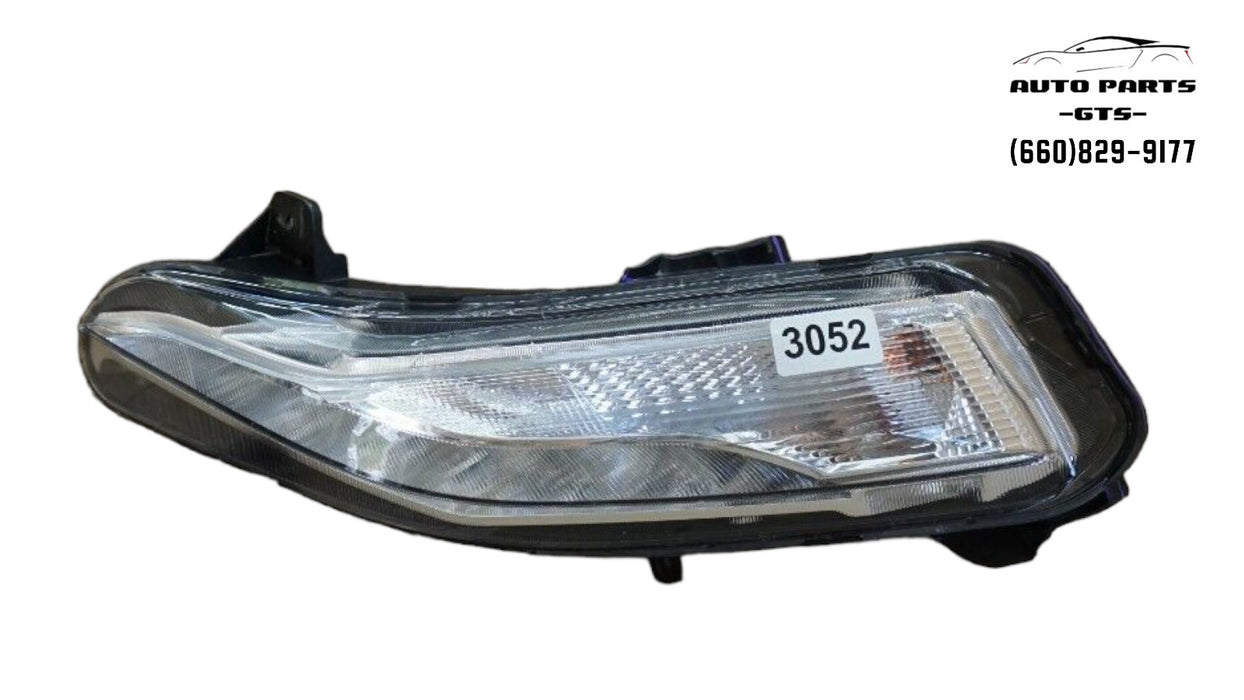 2019-2021 CHEVROLET MALIBU FRONT RIGHT PASSENGER SIDE FOG LIGHT LAMP LED OEM