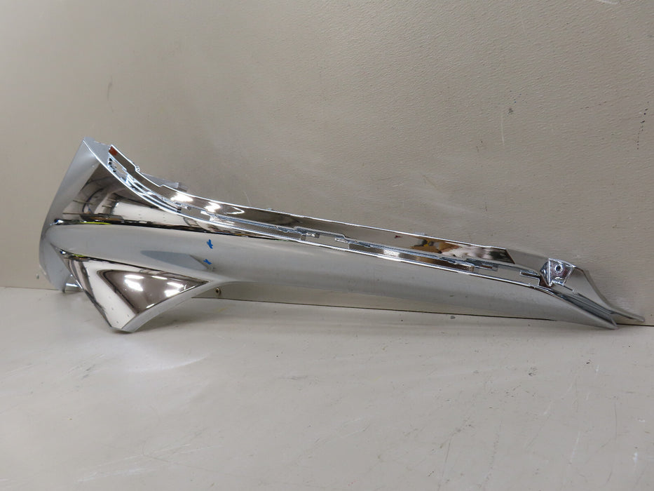 2019-2022 CHEVROLET BLAZER FRONT RIGHT PASSENGER SIDE GRILL MOLDING OEM