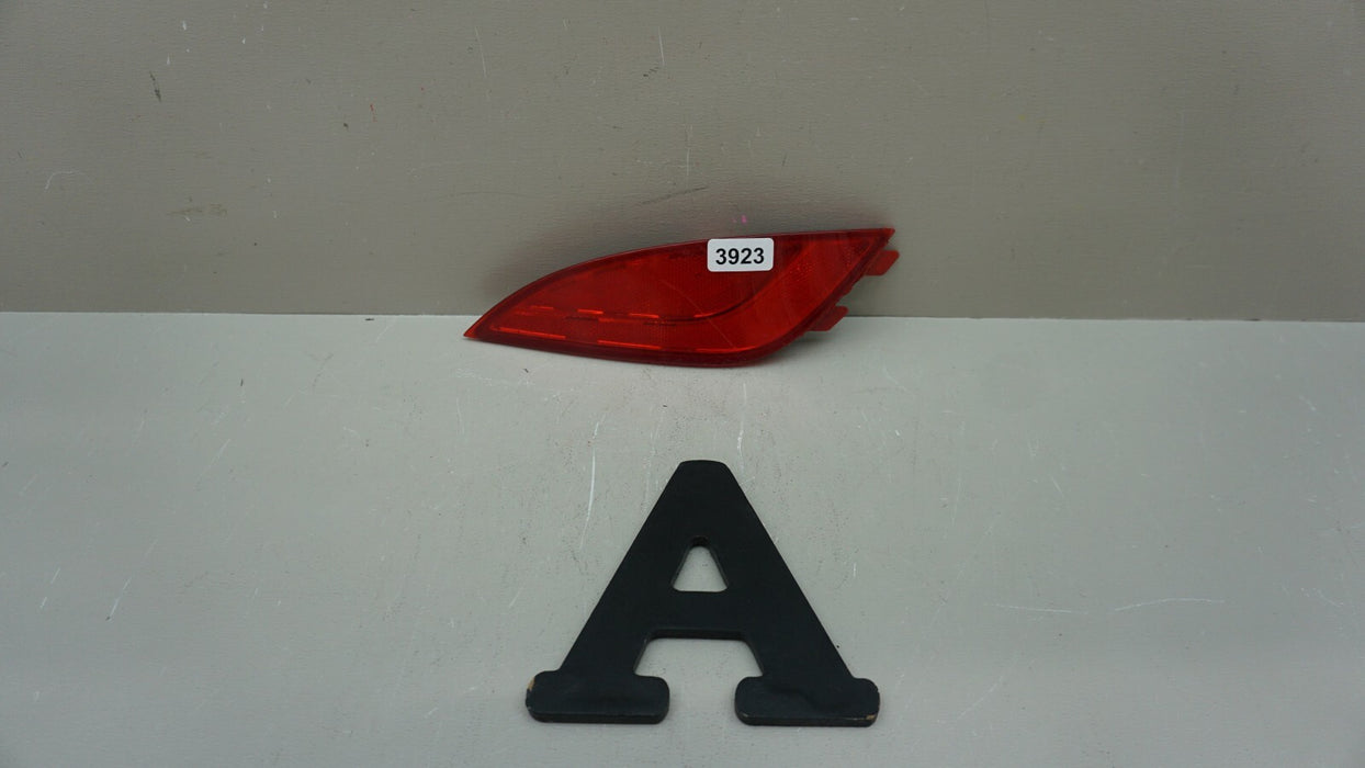 2009-2017 HYUNDAI TUCSON REAR RH RIGHT PASSENGER SIDE REFLECTOR OEM 92406-2S1