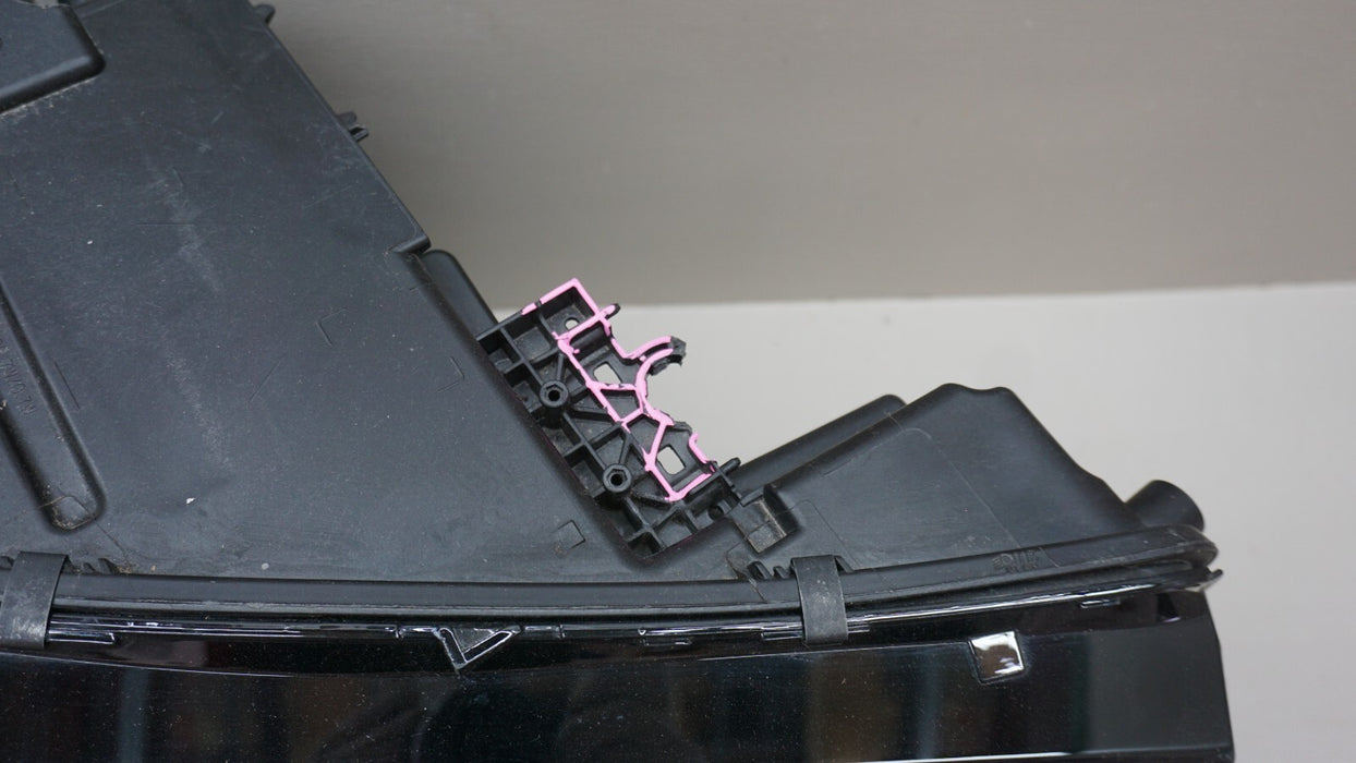 2019-2022 BMW X7 G07 FRONT RIGHT PASSENGER SIDE HEADLIGHT LED OEM 20 21