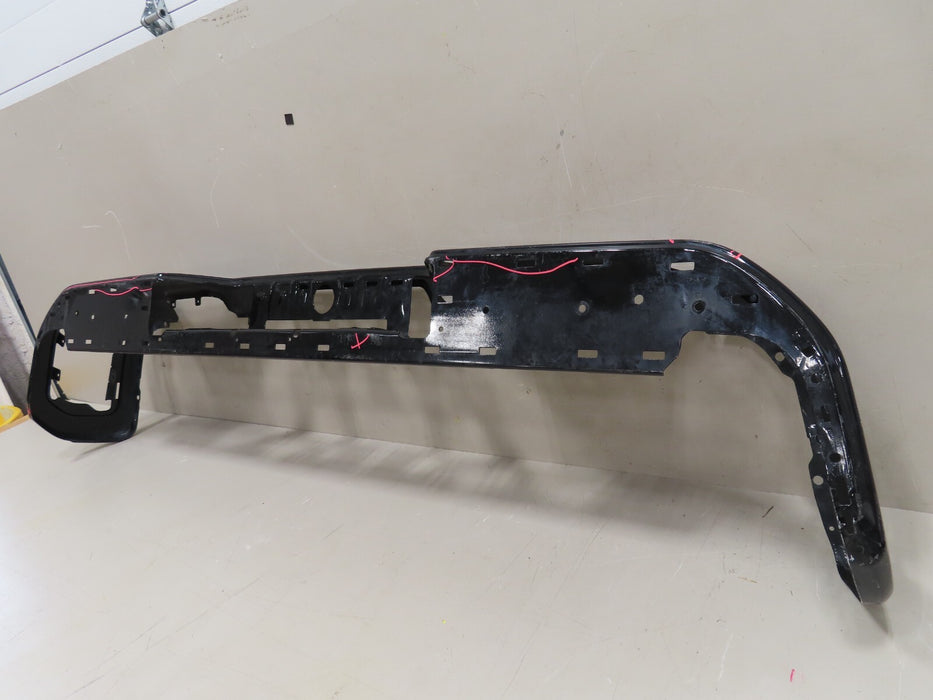 2019-2022 CHEVROLET SILVERADO 1500 PICKUP REAR METAL BUMPER COVER OEM 84975365