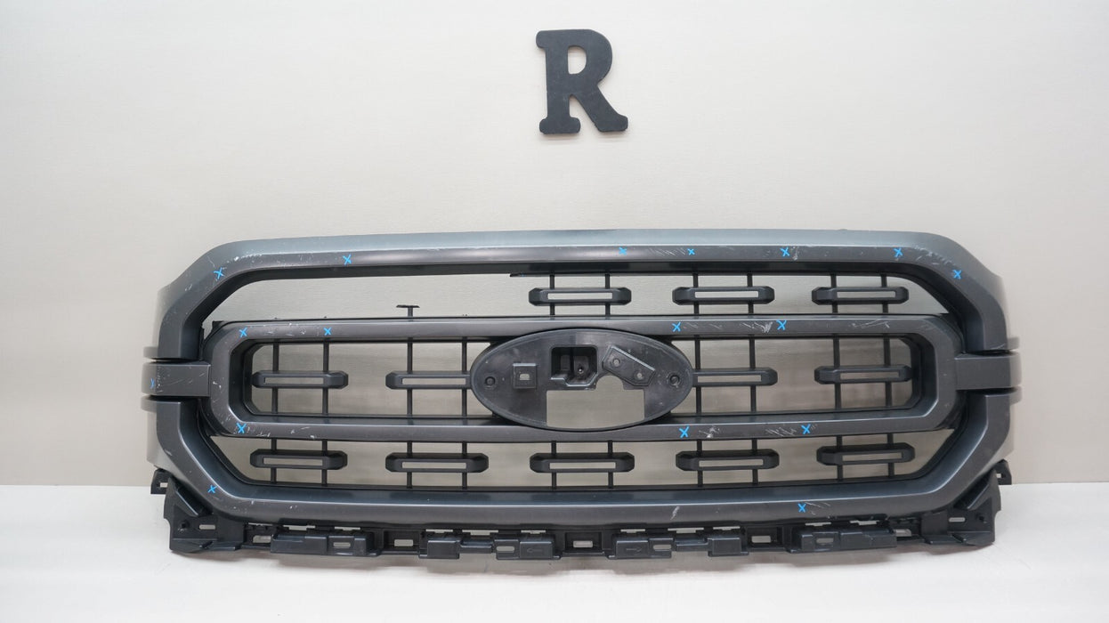 2021-2023 FORD F-150 F150 XLT FRONT BUMPER GRILLE OEM ML34-8200