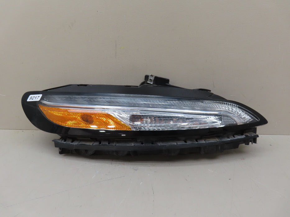 2014-2018 JEEP CHEROKEE FRONT RIGHT PASSENGER SIDE RUNNING LIGHT OEM
