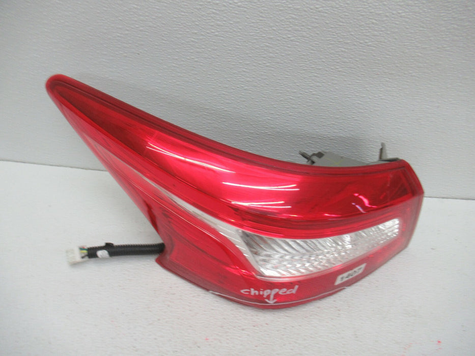 2016 2017 2018 2019 NISSAN SENTRA DRIVER SIDE QUARTER PANEL TAIL LIGHT LAMP OEM