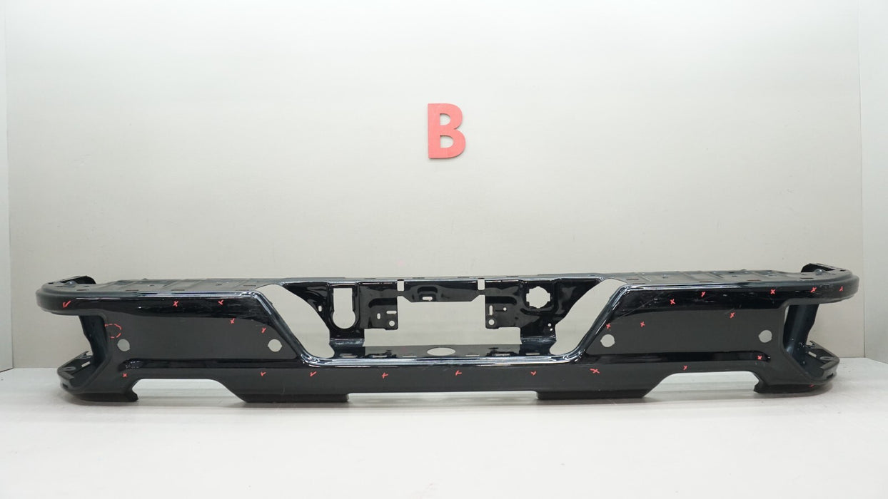 2019-2022 CHEVROLET SILVERADO GMC SIERRA 1500 REAR BUMPER METAL OEM 84429050