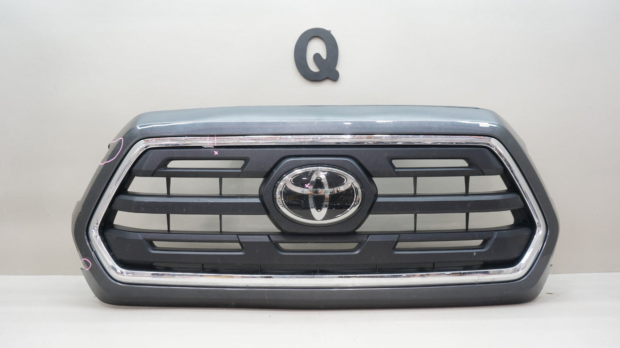 2020-2022 TOYOTA TACOMA FRONT CENTER RADIATOR GRILLE OEM 5310104010