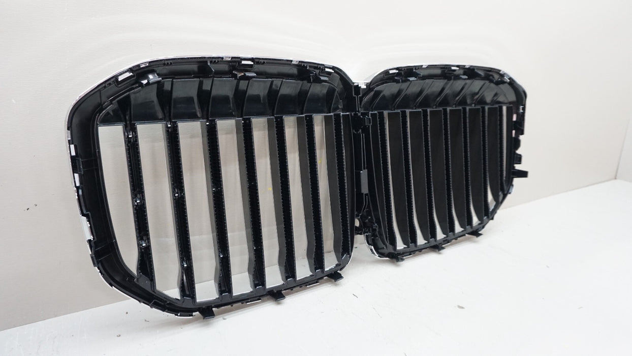 2019-2021 BMW X7 G07 FRONT CHROME UPPER RADIATOR GRILLE OEM 2454895