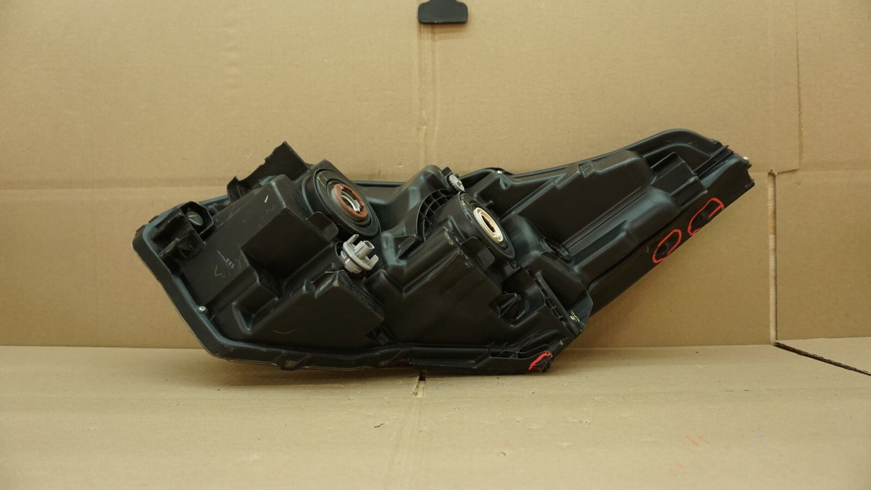 2019-2021 HONDA HRV HR-V FRONT RIGHT PASSENGER SIDE HEADLIGHT HALOGEN OEM