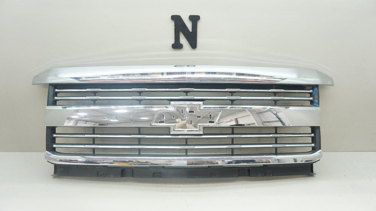 2015-2019 CHEVROLET SILVERADO 2500 3500 FRONT RADIATOR GRILLE OEM 22796386