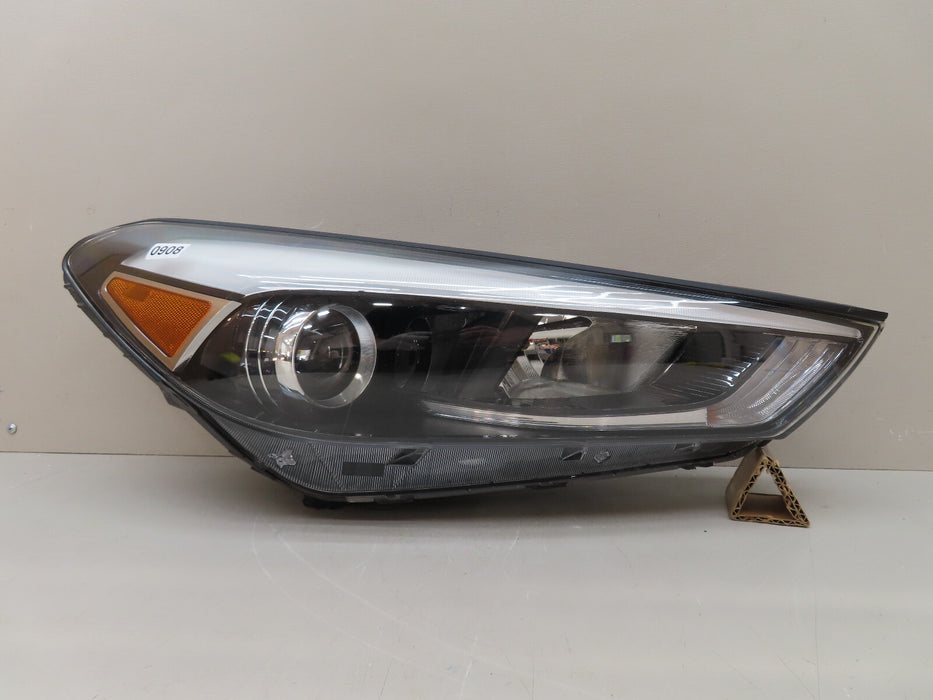 2016-2018 HYUNDAI TUCSON FRONT RIGHT PASSENGER HEADLIGHT HALOGEN W/LED OEM
