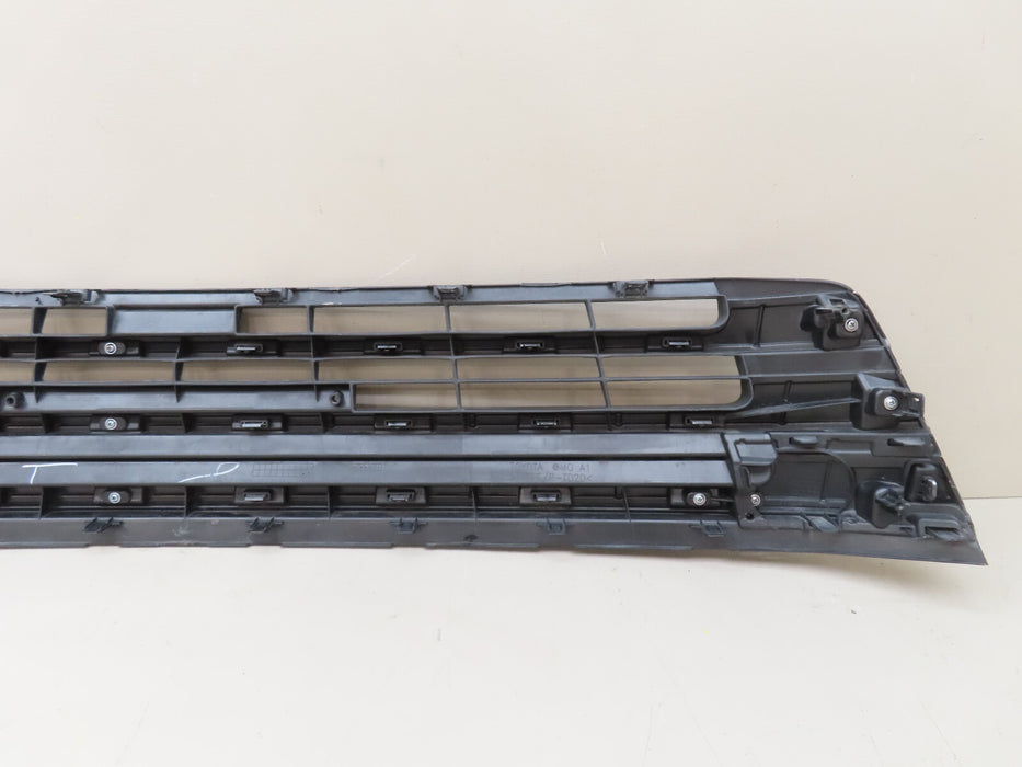 2016 2017 2018 2019 TOYOTA HIGHLANDER FRONT LOWER GRILLE GRILL OEM 53102-0E070