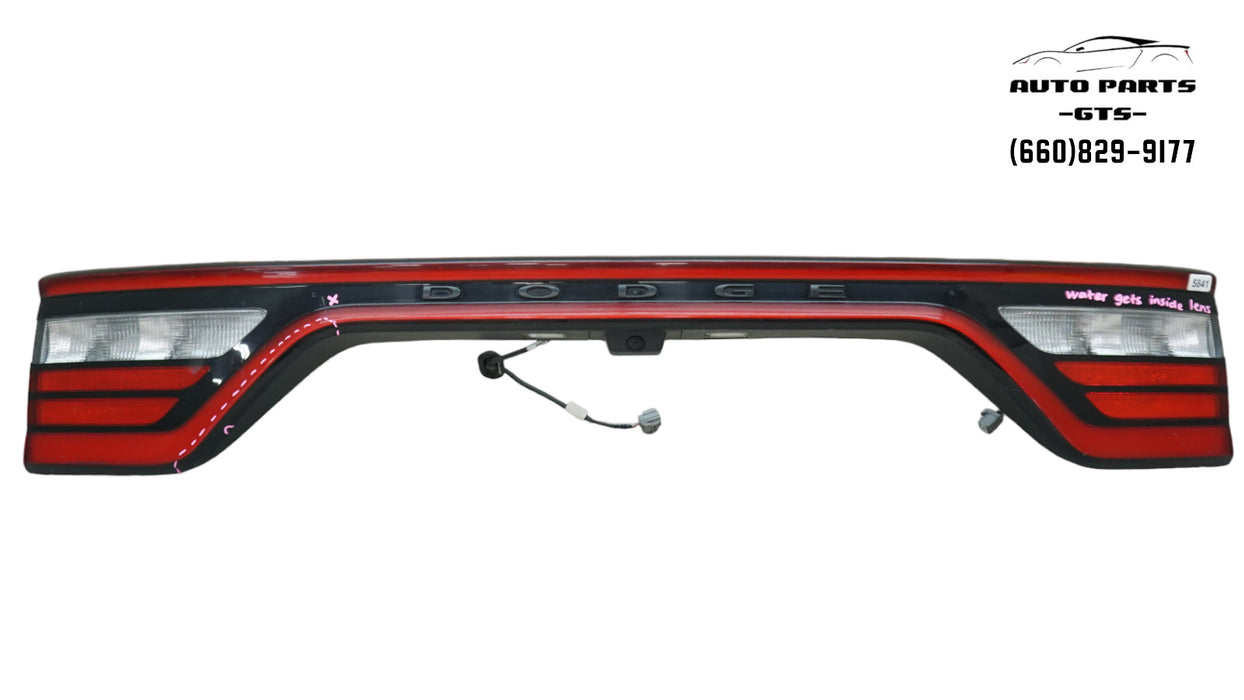 2020-2022 DODGE DURANGO REAR CENTER LIFT GATE TAIL LIGHT LED OEM 68530336AA