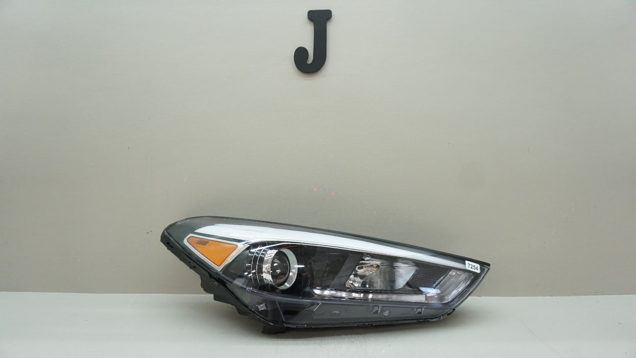 2016-2018 HYUNDAI TUCSON FRONT RIGHT PASSENGER SIDE HEADLIGHT HALOGEN AFTERMARKE