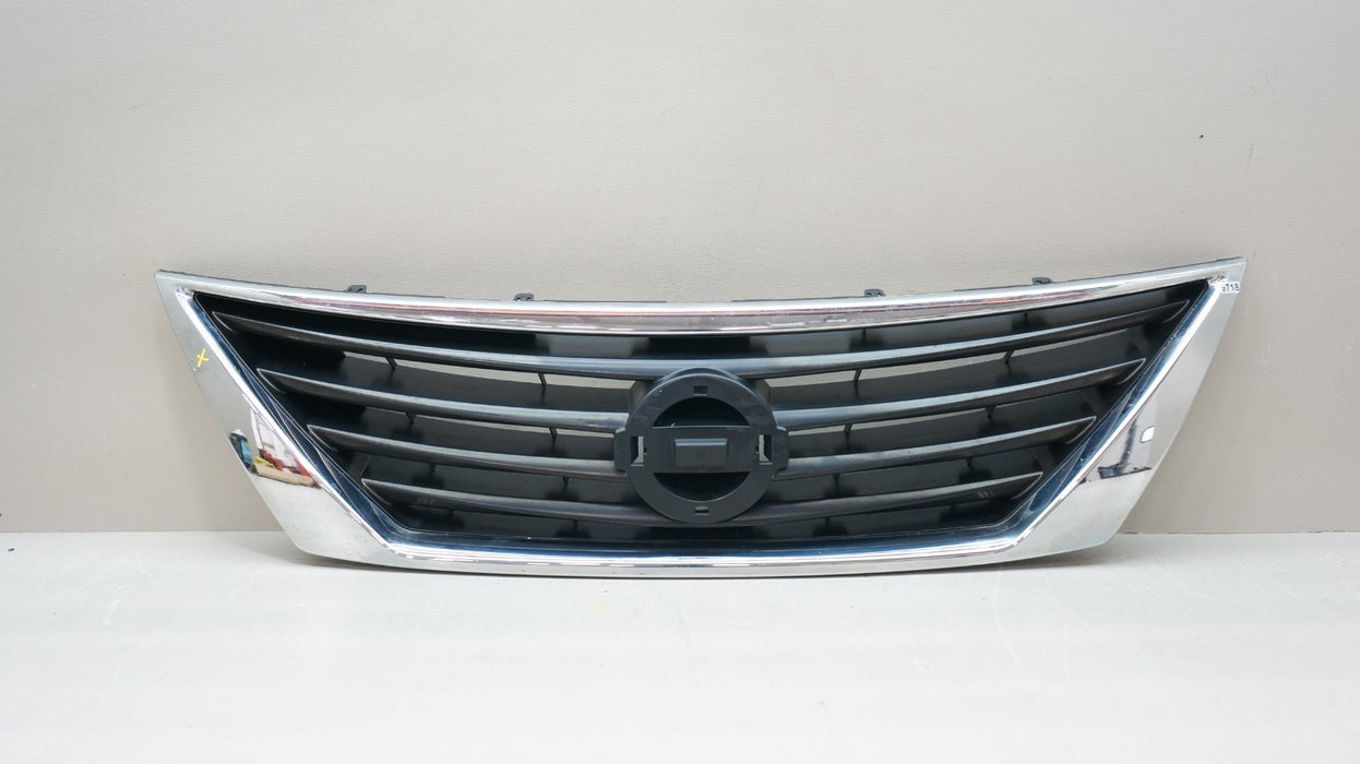 2012-2014 NISSAN VERSA FRONT BUMPER RADIATOR GRILLE OEM 623103BA5A