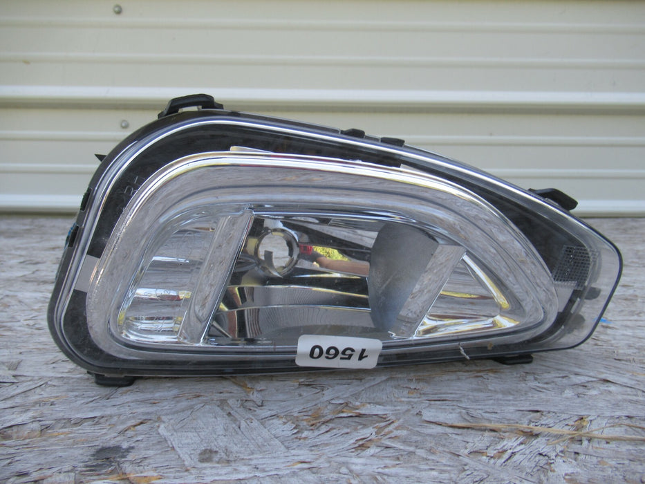 2020 FORD KUGA FRONT RIGHT PASSENGER SIDE FOG LIGHT LAMP LJ6B-15A255-AC 20 OEM