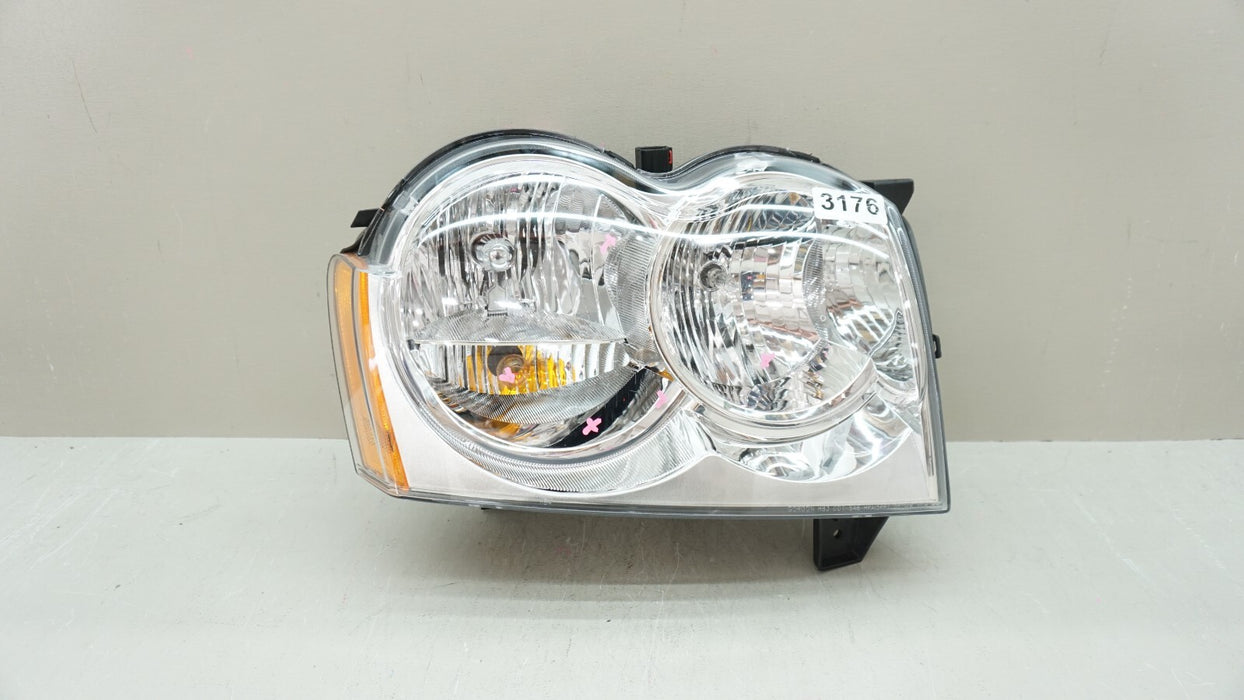 2005-2007 JEEP GRAND CHEROKEE FRONT PASSENGER HEADLIGHT HALOGEN AFTERMARKET