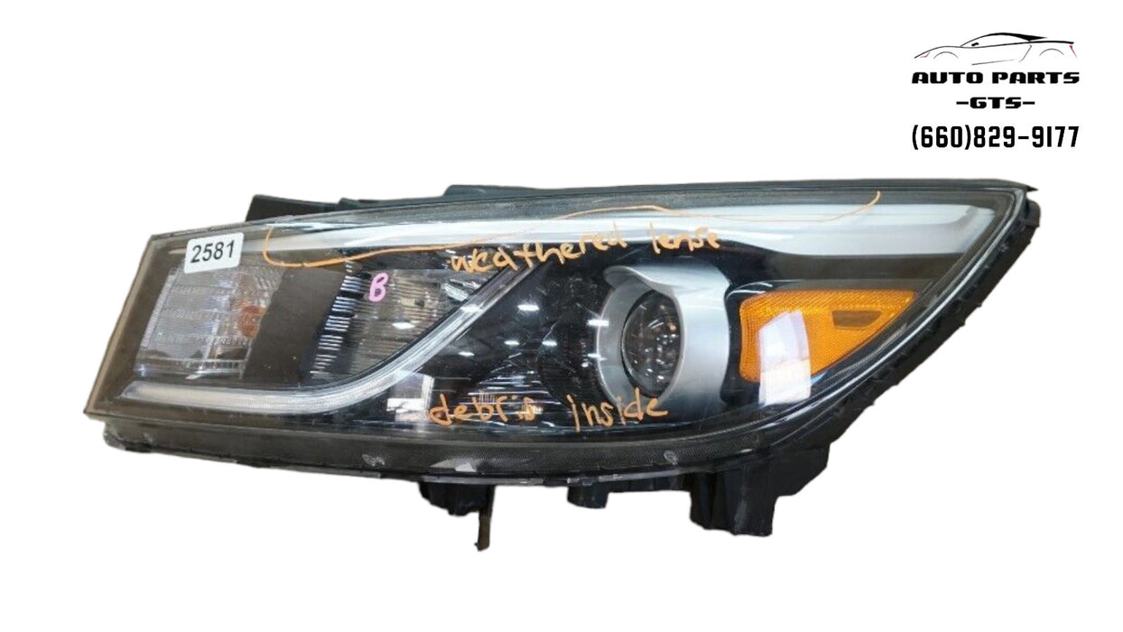 2015-2018 KIA SEDONA FRONT LEFT DRIVERS SIDE HEADLIGHT OEM 15 16 17 18