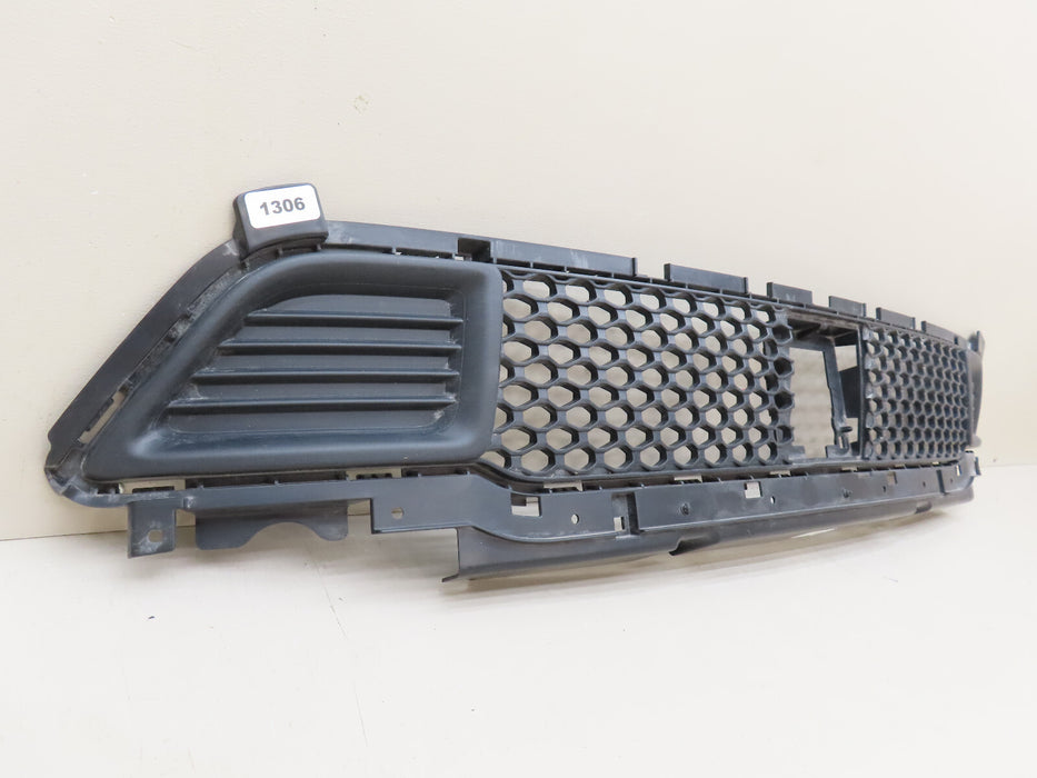 2019-2022 JEEP CHEROKEE FRONT BUMPER CENTER LOWER GRILLE GRILL OEM 68288045AB