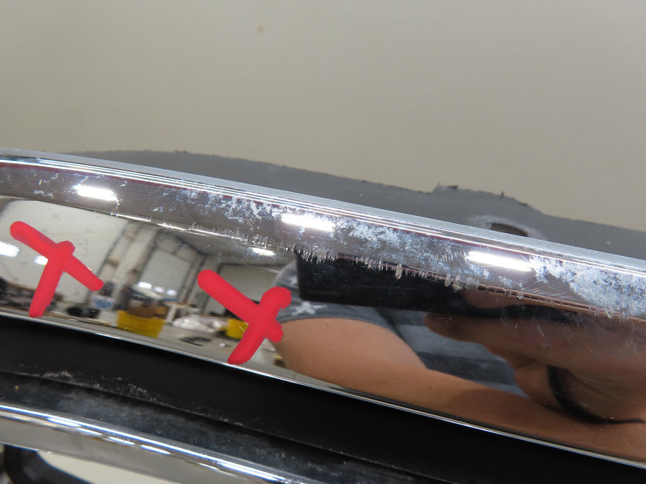 2015-2020 GMC YUKON FRONT UPPER GRILLE GRILL OEM