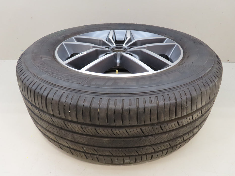 2016 2017 2018 2019 2020 2021 JEEP GRAND CHEROKEE 18X8.0 J 56.4MM RIM W/TIRE OEM