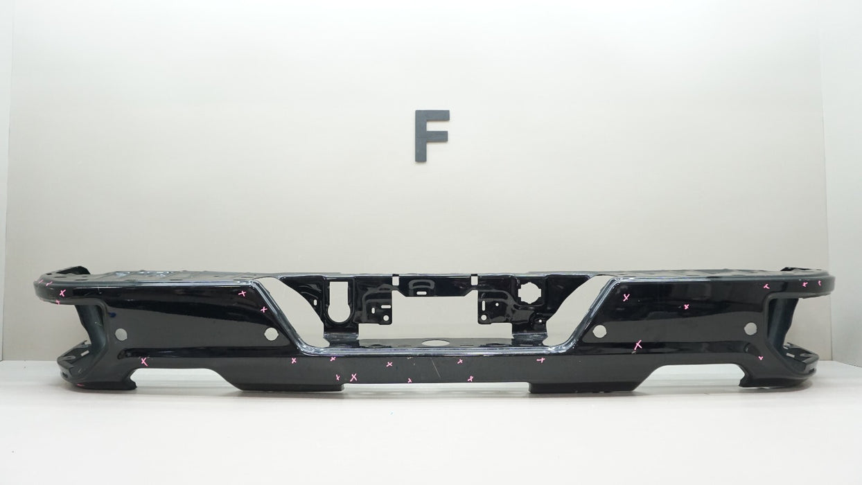 2019-2022 CHEVROLET SILVERADO GMC SIERRA 1500 REAR BUMPER METAL OEM 84429050
