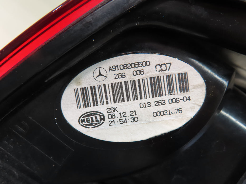 2019-2021 MERCEDES SPRINTER 1500-3500 REAR RIGHT PASSENGER LED TAIL LIGHT OEM