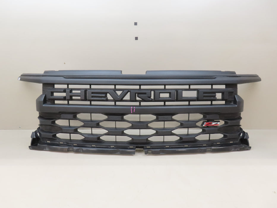 2022-2023 CHEVROLET SIVERADO Z71 FRONT RADIATOR GRILL GRILLE OEM