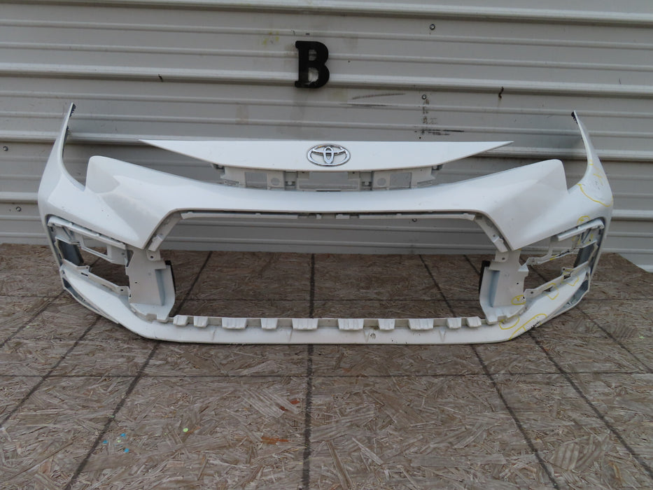 2019-2020 TOYOTA COROLLA SEDAN SE XSE FRONT BUMPER COVER OEM