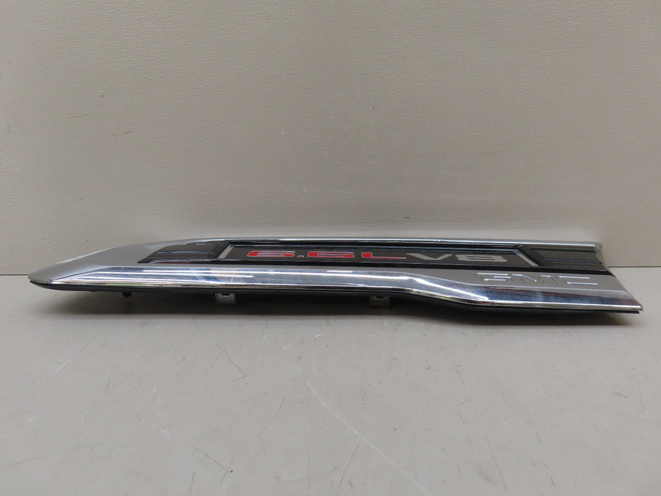 2019-2022 GMC SIERRA 1500 6.6L V8 FRONT LEFT DRIVER FENDER EMBLEM OEM