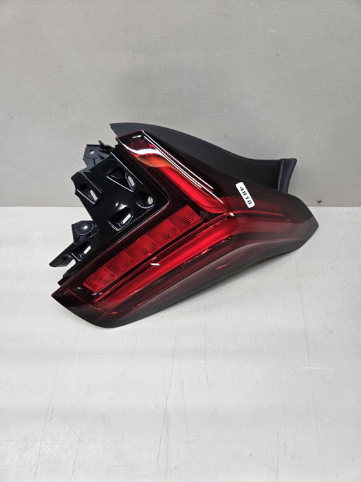 2020-2024 CADILLAC CT5 CT-5 RIGHT PASSENGER SIDE LED TAILLIGHT LAMP OEM