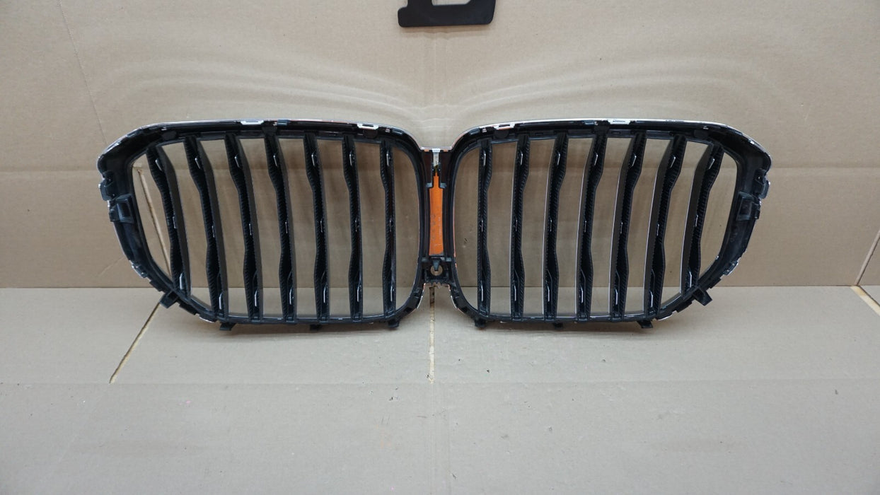 2019-2022 BMW G05 X5 M SPORT FRONT BUMPER GRILL GRILLE MOUNT OEM 19 20 21 22