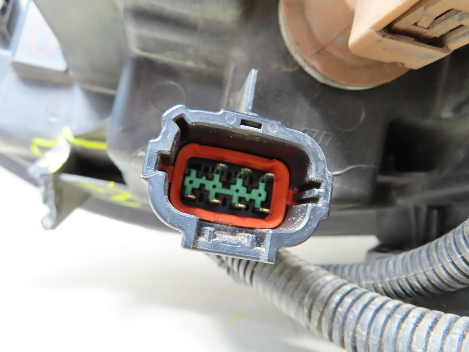 2016 2017 2018 2019 NISSAN SENTRA RIGHT PASSENGER HEADLIGHT HALOGEN OEM