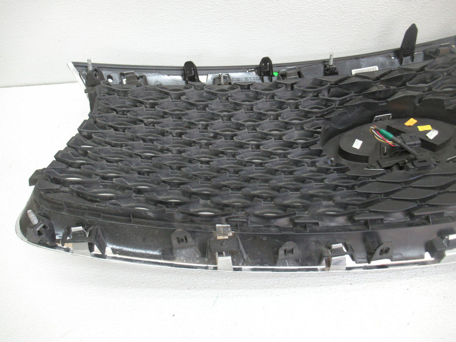 2016 - 2020 INFINITI QX60 FRONT CENTER RADIATOR GRILL GRILLE W/ CAMERA OEM